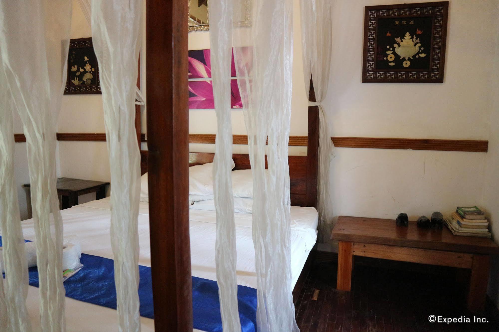 The Lotus Garden Bed & Breakfast Puerto Princesa Exterior foto