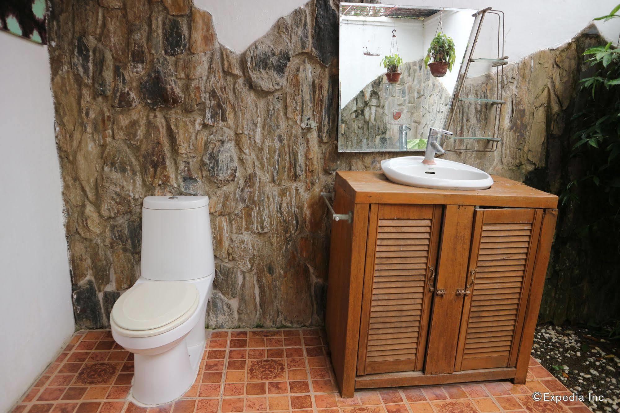 The Lotus Garden Bed & Breakfast Puerto Princesa Exterior foto