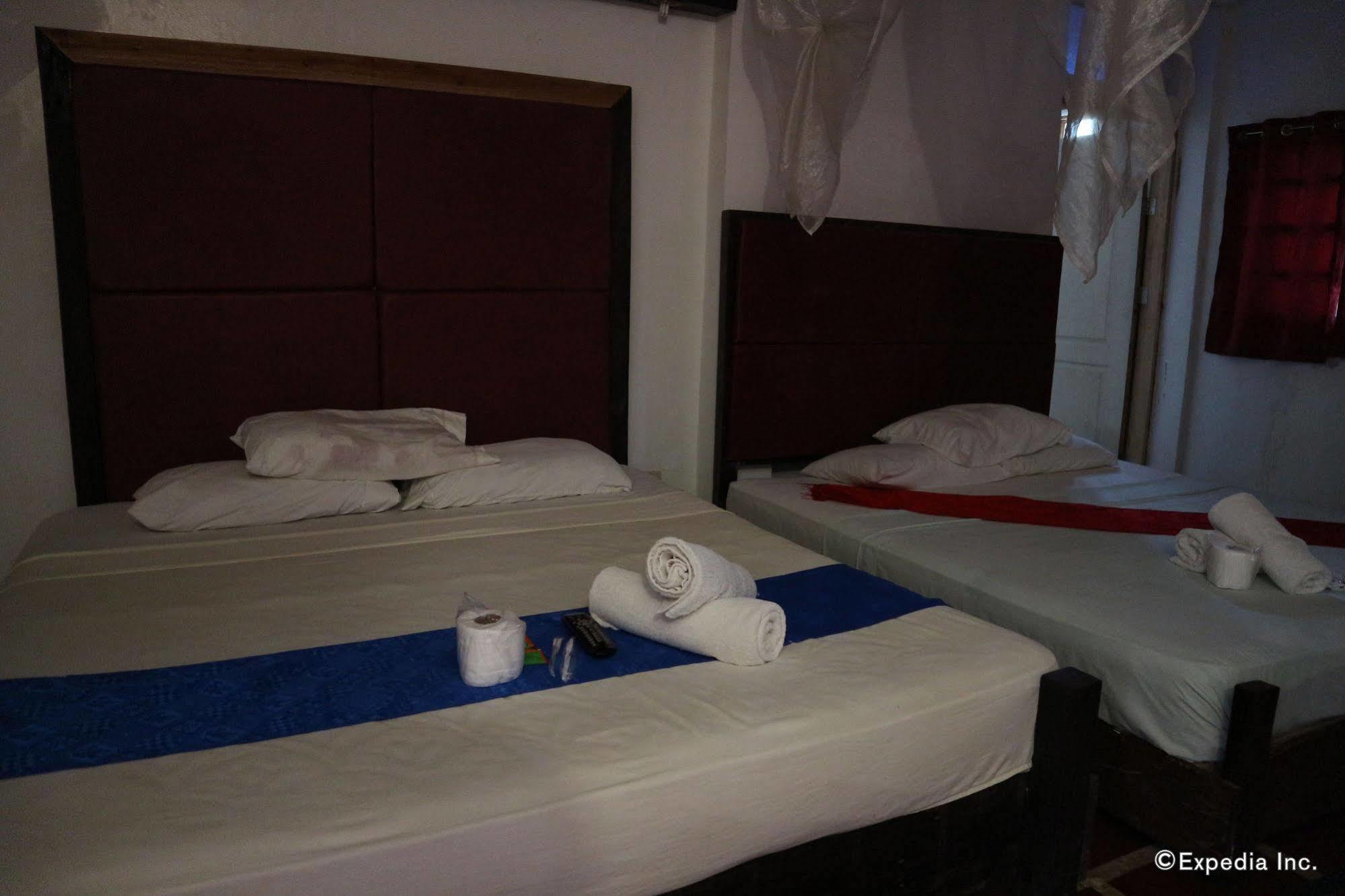 The Lotus Garden Bed & Breakfast Puerto Princesa Exterior foto