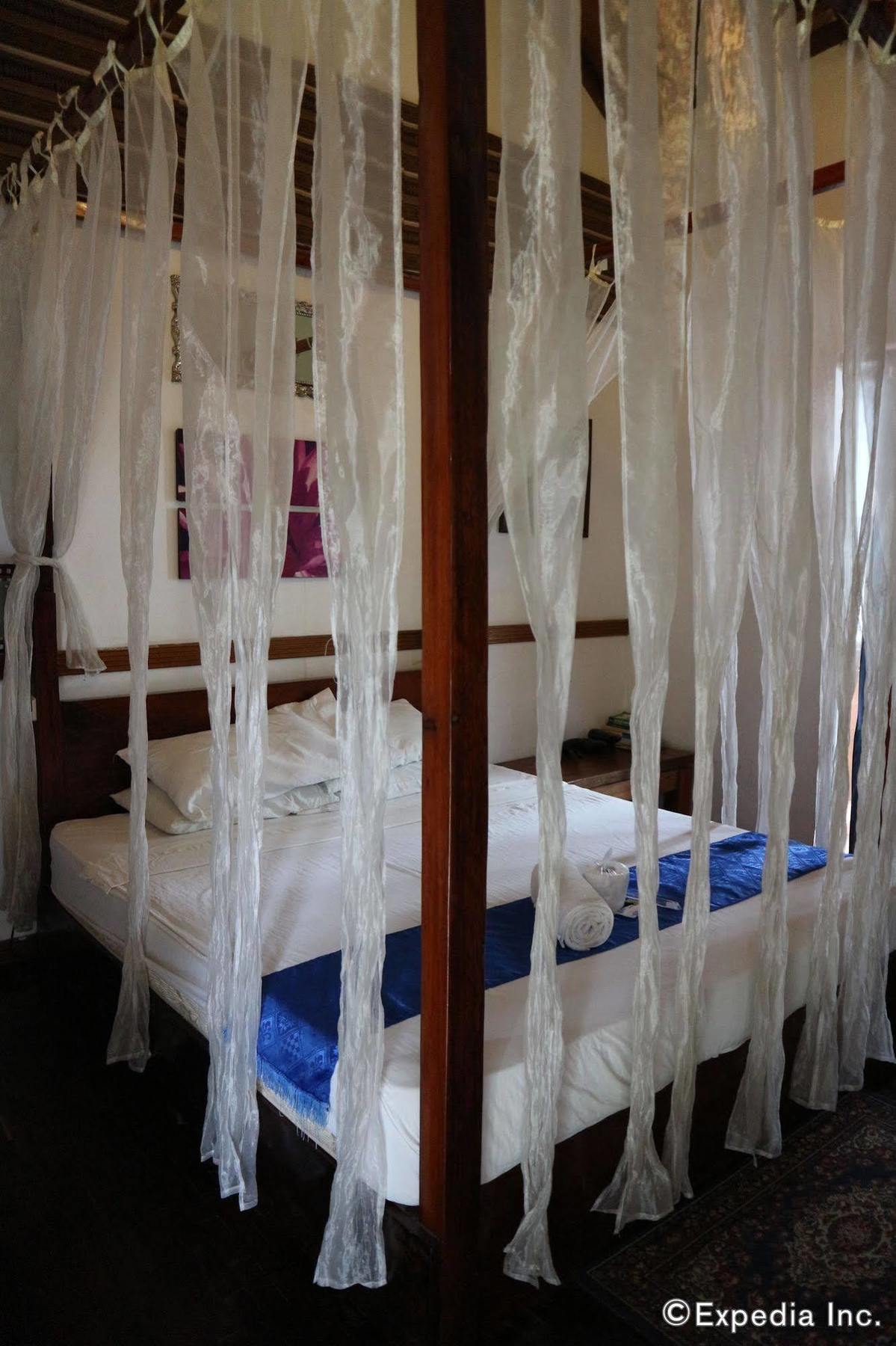 The Lotus Garden Bed & Breakfast Puerto Princesa Exterior foto